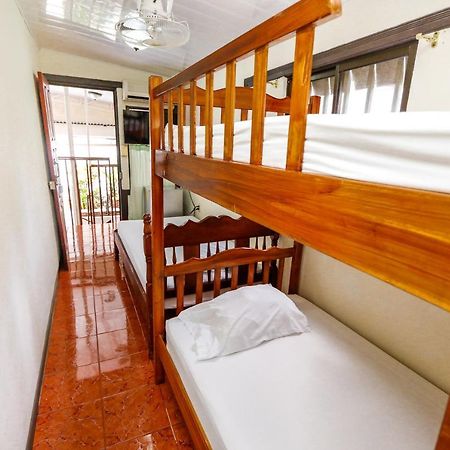 מנואל אנטוניו Hotel Flor Blanca מראה חיצוני תמונה