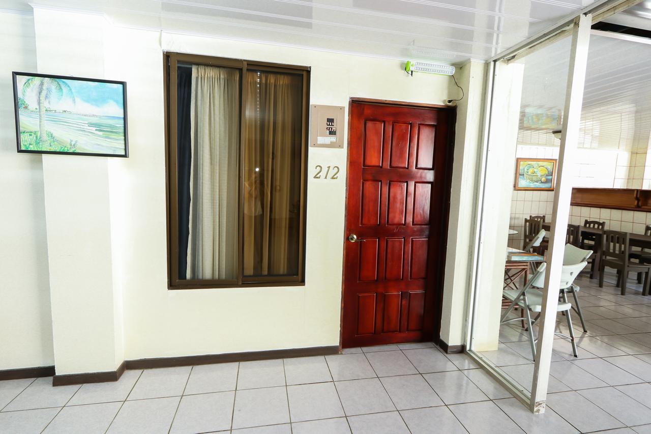 מנואל אנטוניו Hotel Flor Blanca מראה חיצוני תמונה