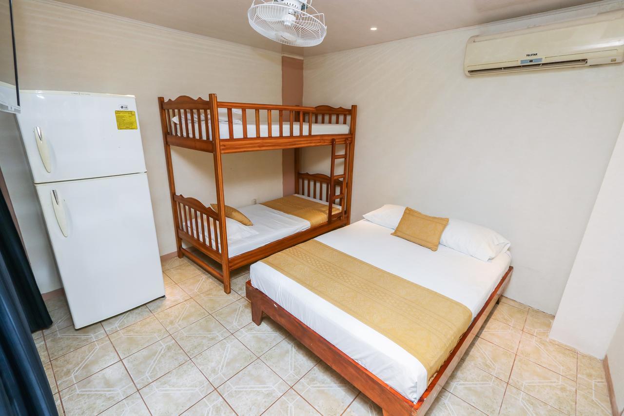 מנואל אנטוניו Hotel Flor Blanca מראה חיצוני תמונה