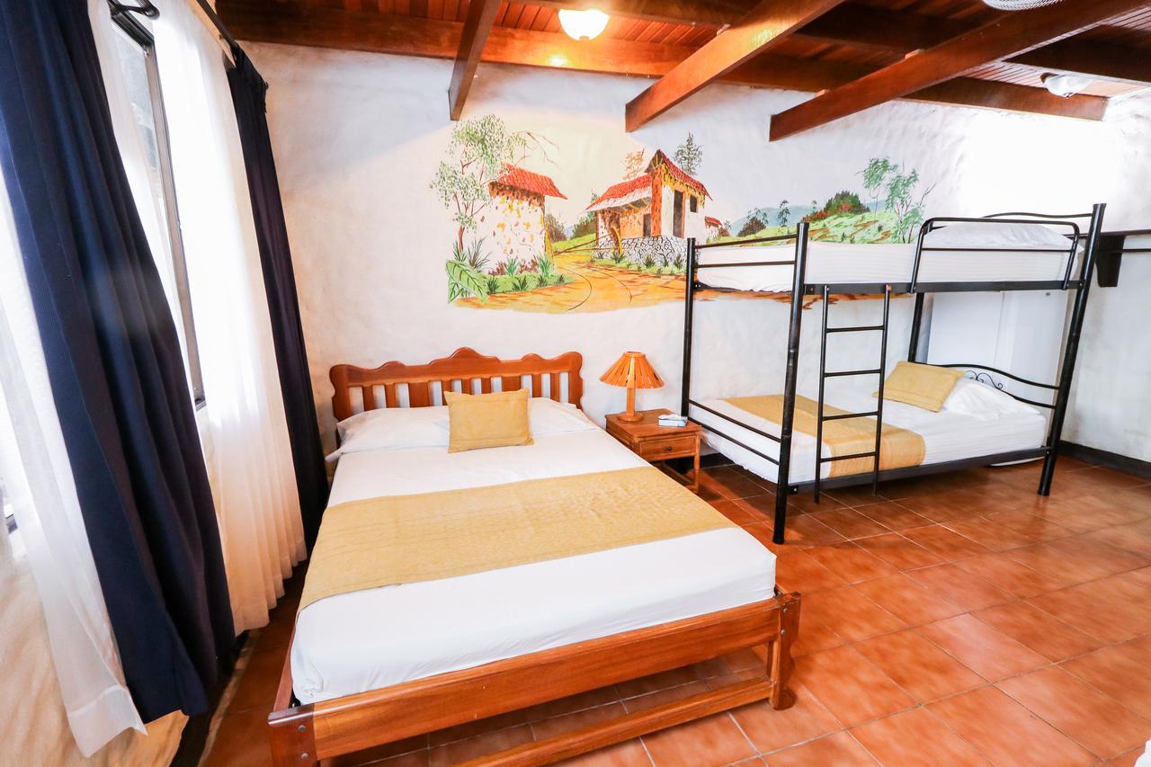 מנואל אנטוניו Hotel Flor Blanca מראה חיצוני תמונה