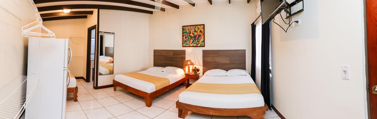 מנואל אנטוניו Hotel Flor Blanca מראה חיצוני תמונה