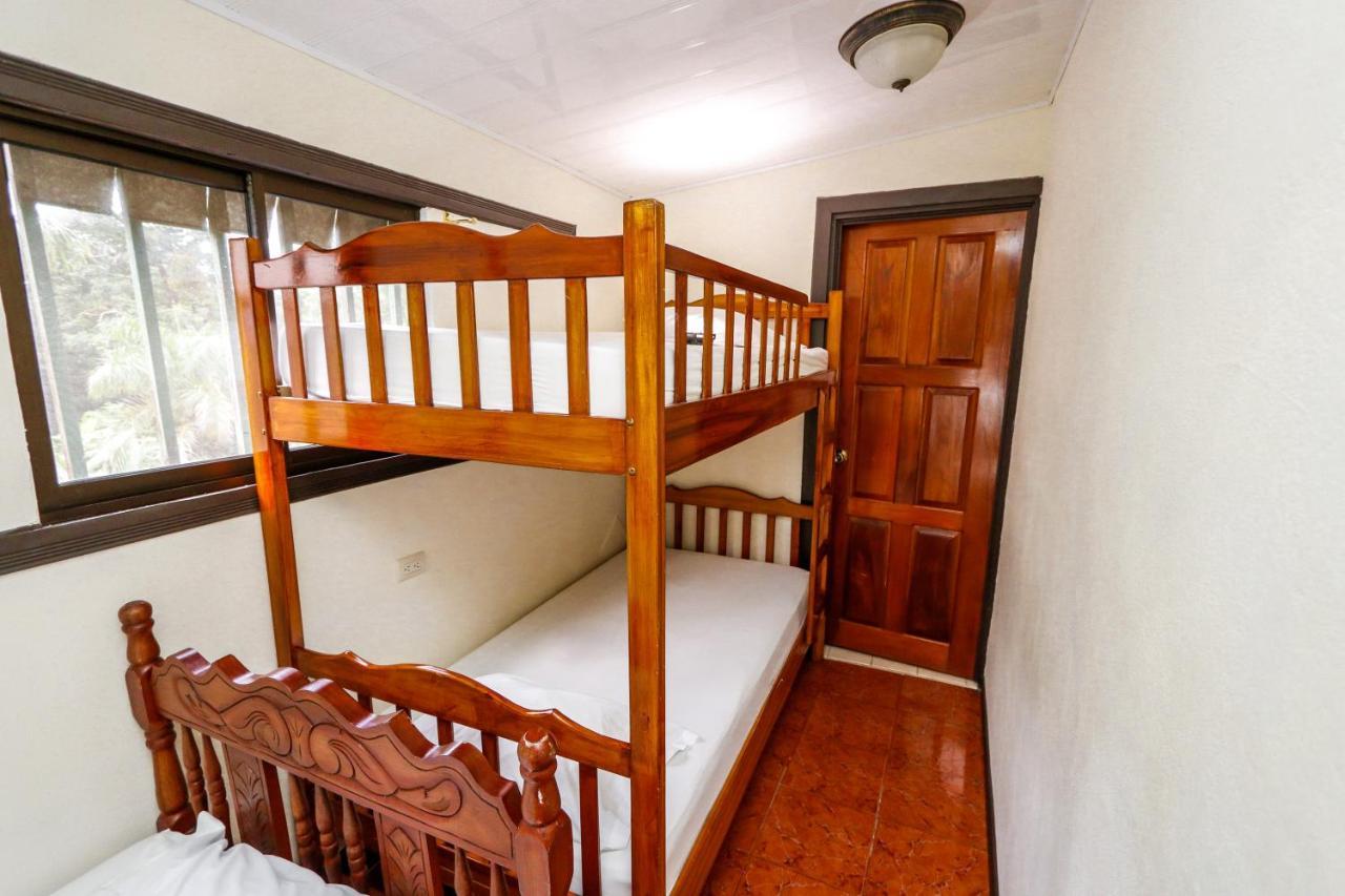 מנואל אנטוניו Hotel Flor Blanca מראה חיצוני תמונה